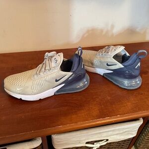SIZE 8 NIKE AIR MAX 270 Light Bone Diffused BLUE COLOR